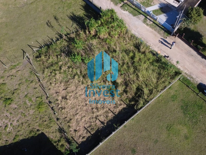 Ótimo Terreno a Poucos Minutos da Praia da Barra e do Centro da Cidade, Encantada | Garopaba - SC
